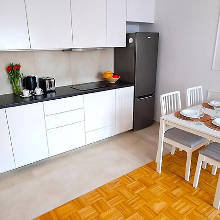 Praska Syrena Apartment Warsaw Exterior photo